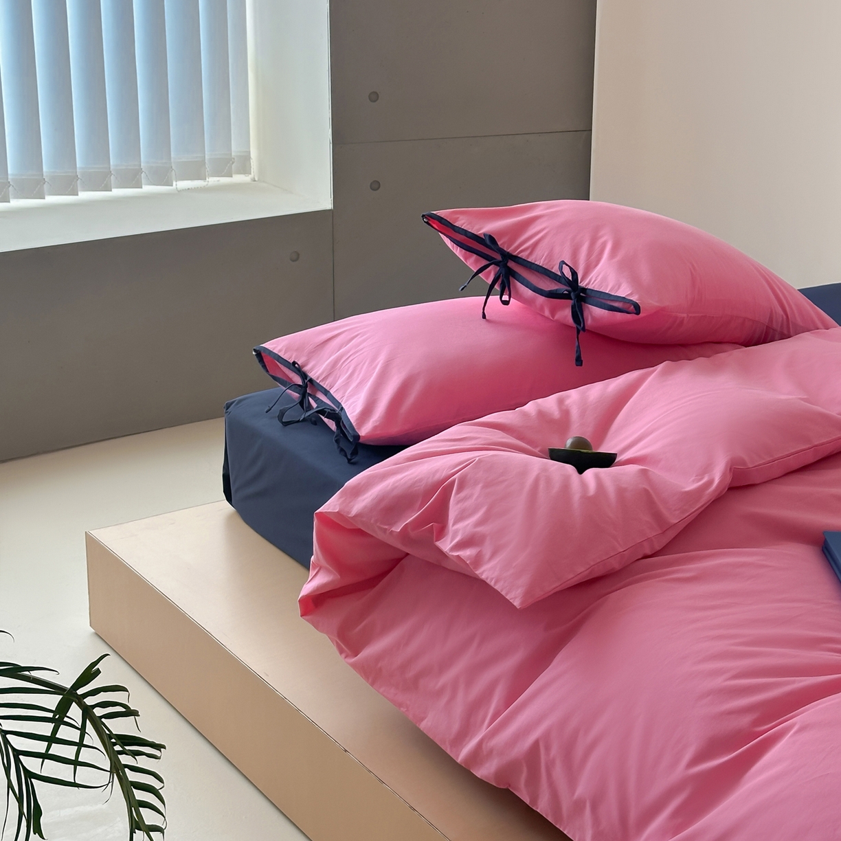 91家纺网 家纺一手货源 找家纺 例外 2025新款40s水洗棉 绑带款系列 枚玫桑葚绑带