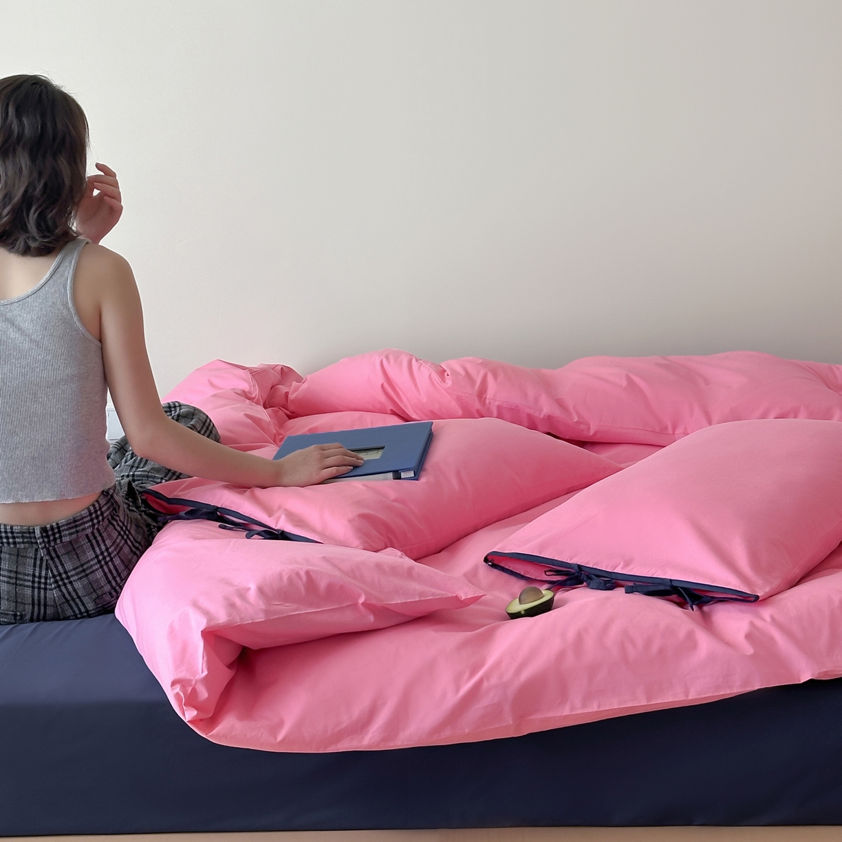 91家纺网 家纺一手货源 找家纺 例外 2025新款40s水洗棉 绑带款系列 枚玫桑葚绑带