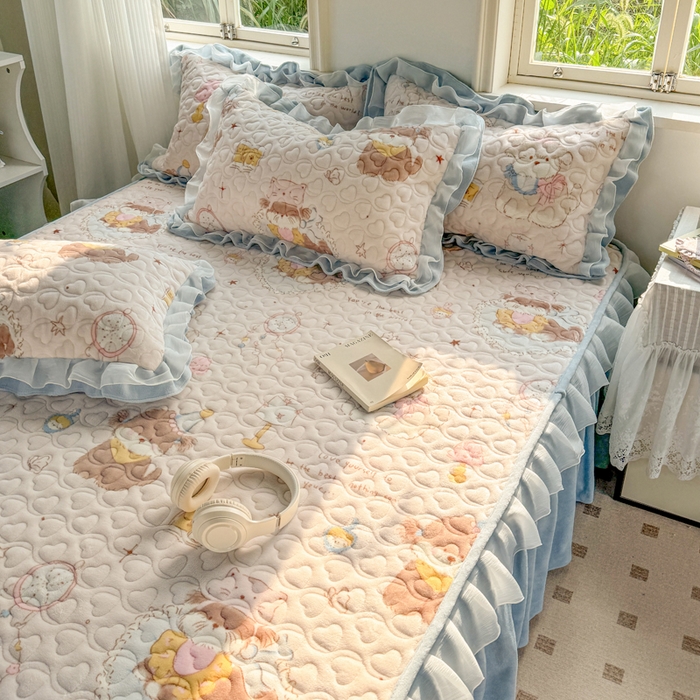 91家纺网 家纺一手货源 找家纺 禧缘家纺（原梦想家） 2025新款夹棉双层花边床笠牛奶绒系列四件套 猫咪心事