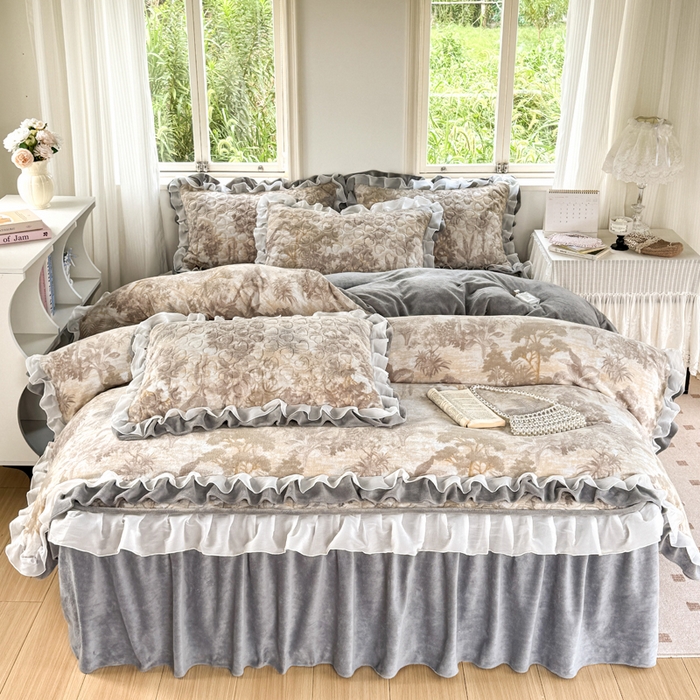 禧缘家纺（原梦想家） 2025新款夹棉双层花边床笠牛奶绒系列四件套 雾都茶花