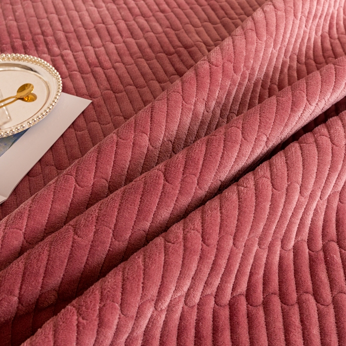 91家纺网 家纺一手货源 找家纺 梦莱家纺 2025新款牛奶绒花边单床盖三件套 砖红色