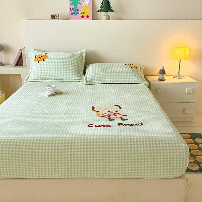 91家纺网 家纺一手货源 找家纺 （总）卡罗兰 2025新款毛巾绣牛奶绒床笠