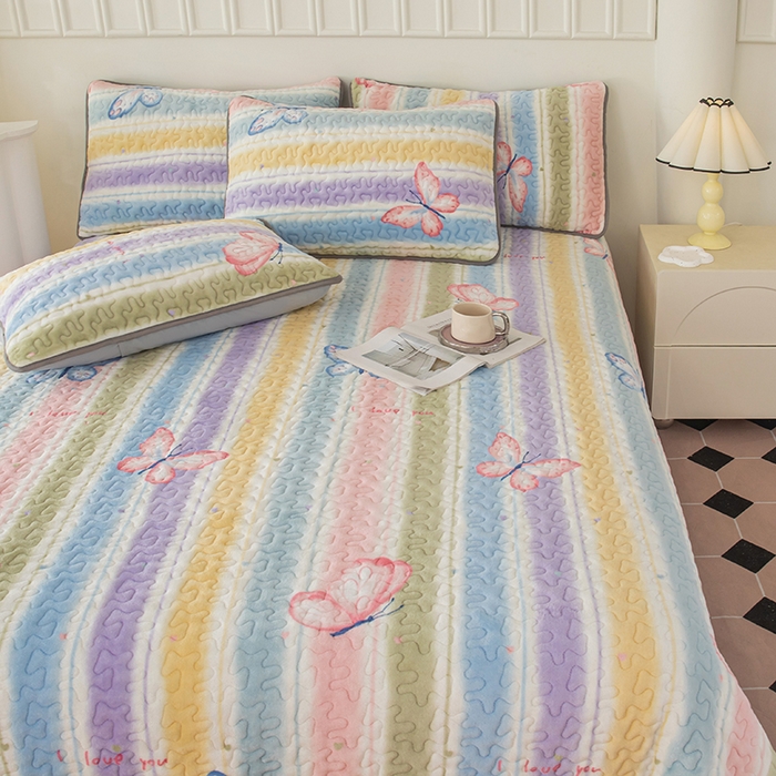 91家纺网 家纺一手货源 找家纺 梦莱家纺 2025新款牛奶绒花边单床盖三件套 蝶舞