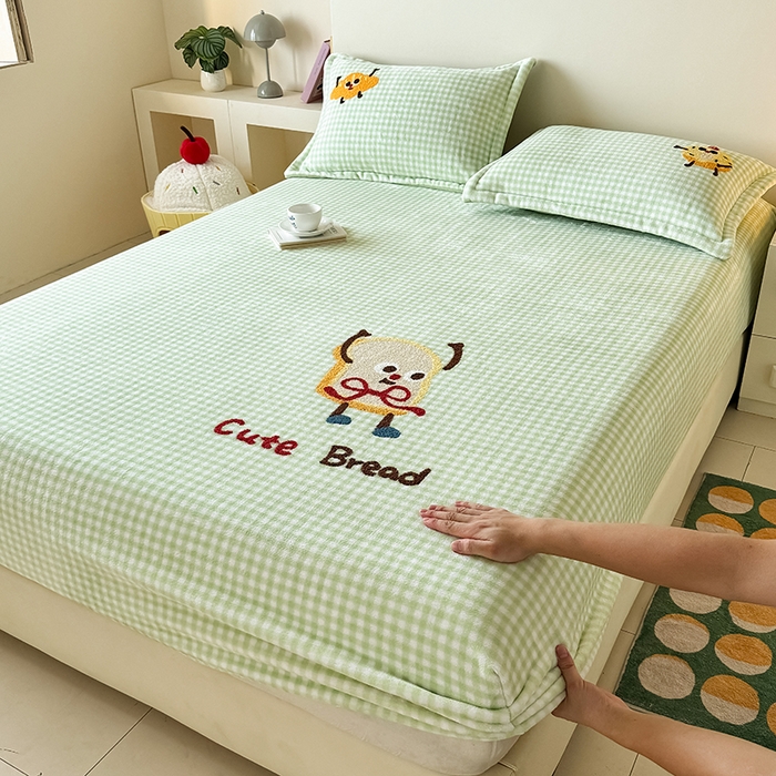 卡罗兰 2025新款毛巾绣牛奶绒床笠 床笠款-面包宝宝