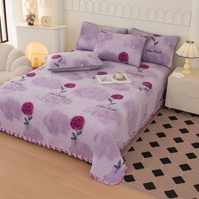 91家纺网 家纺一手货源 找家纺 梦莱家纺 2025新款牛奶绒花边单床盖三件套 蔷薇花开