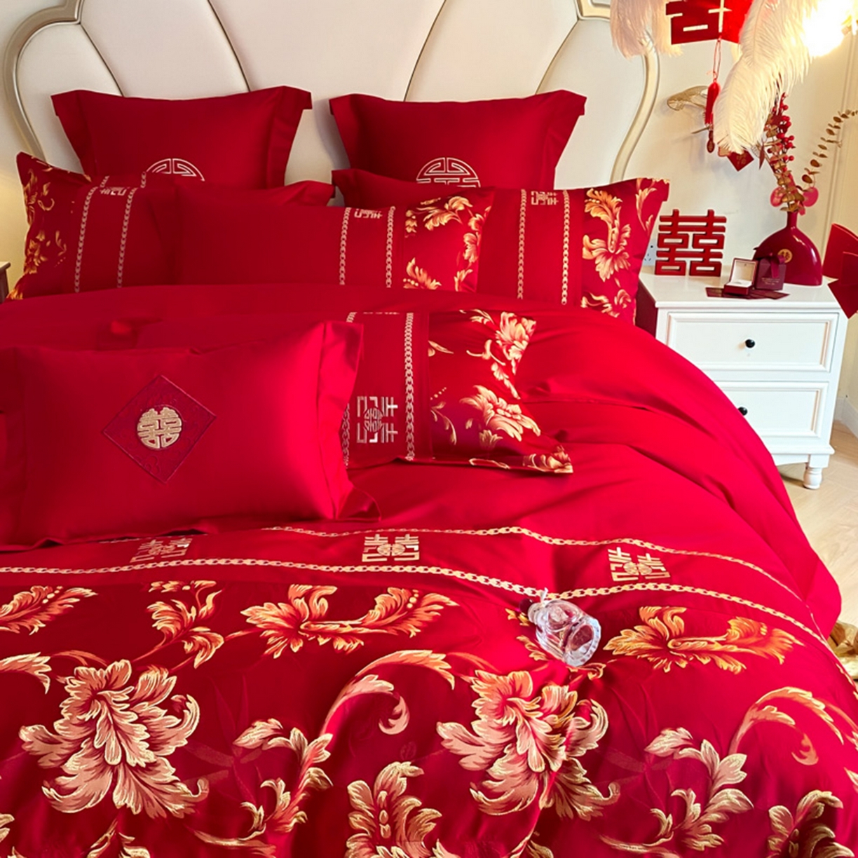 91家纺网 家纺一手货源 找家纺 博纳家纺 2025新款亲肤棉婚庆绣花款四件套 欧式风情