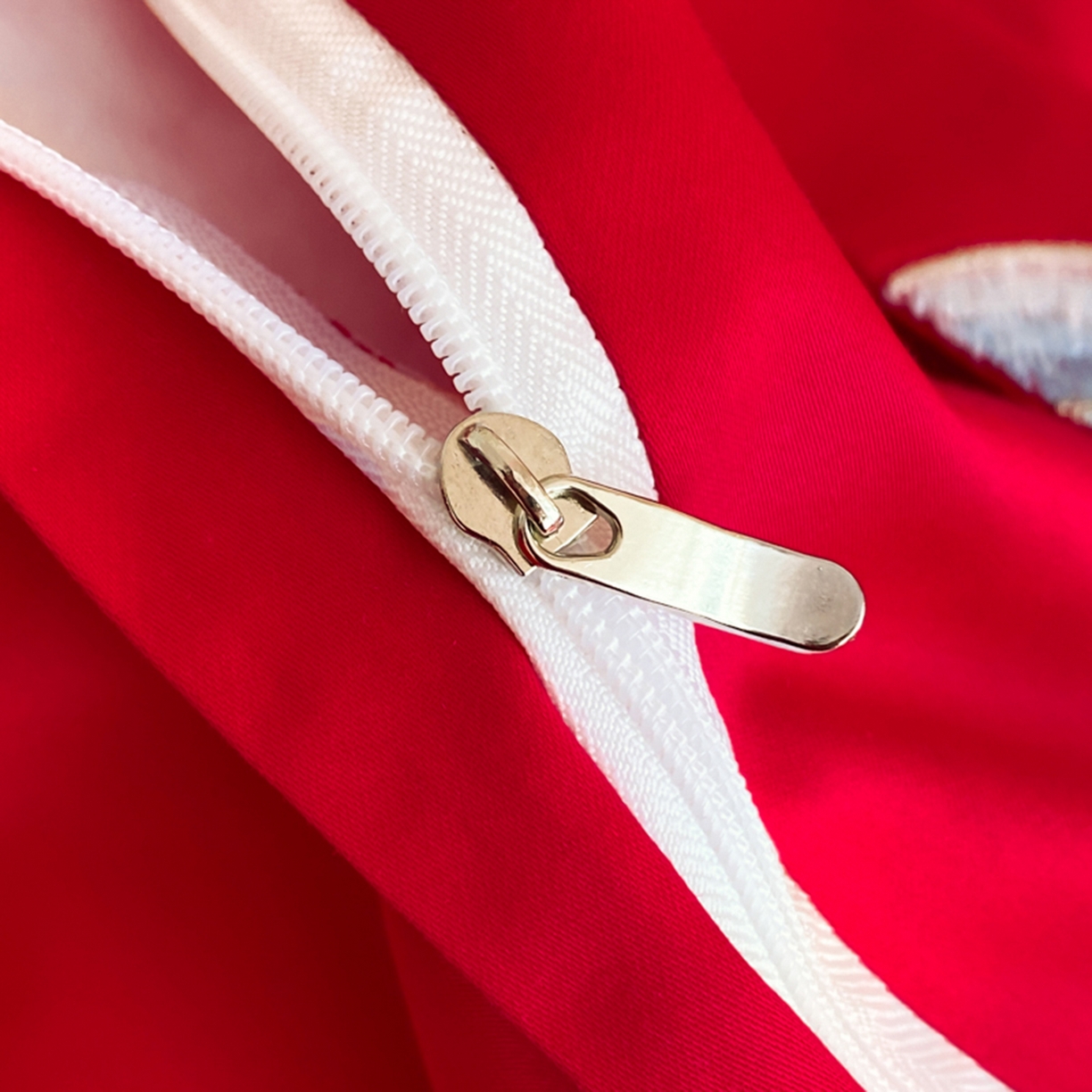 91家纺网 家纺一手货源 找家纺 博纳家纺 2025新款亲肤棉婚庆绣花款四件套 龙凤呈祥