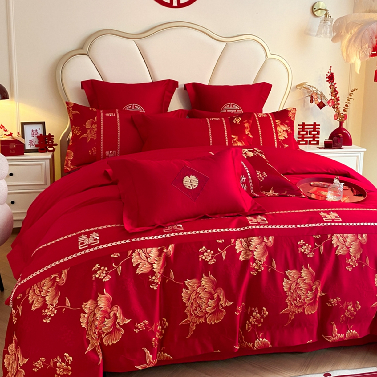 91家纺网 家纺一手货源 找家纺 博纳家纺 2025新款亲肤棉婚庆绣花款四件套 富贵传承