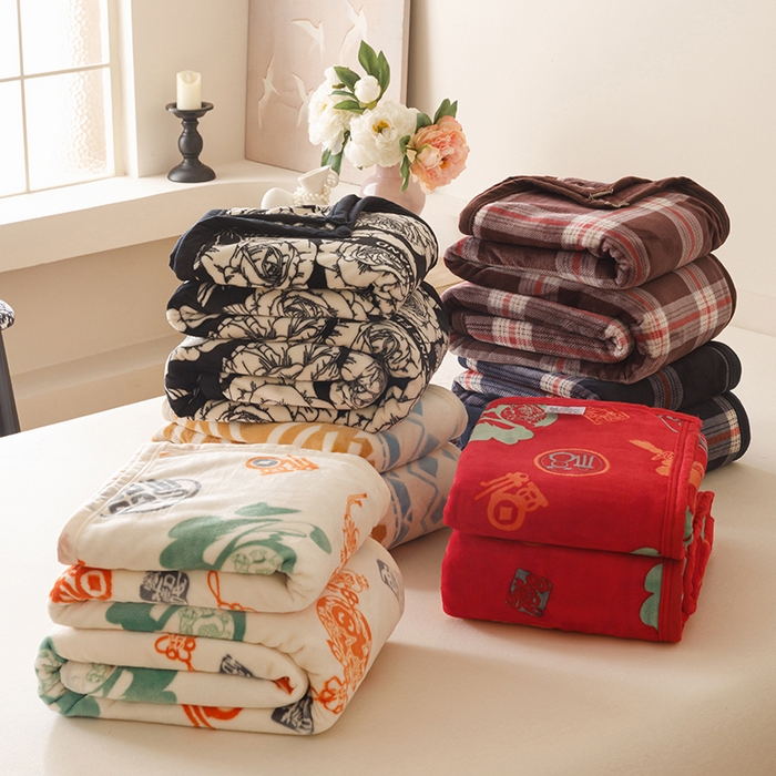 91家纺网 家纺一手货源 找家纺 （总）悦然毛巾被 2025新款300克印花牛奶绒盖毯休闲毯素色毛毯毯子