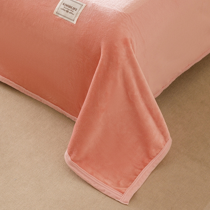 91家纺网 家纺一手货源 找家纺 悦然毛巾被 2025新款300克印花牛奶绒盖毯休闲毯素色毛毯毯子 甜粉