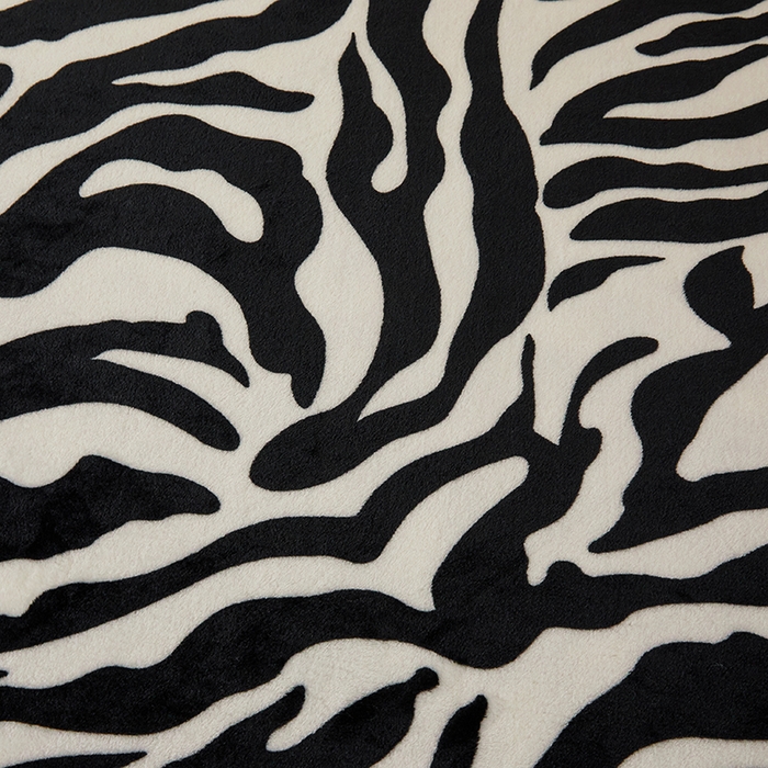 91家纺网 家纺一手货源 找家纺 悦然毛巾被 2025新款300克印花牛奶绒盖毯休闲毯素色毛毯毯子 复古斑马