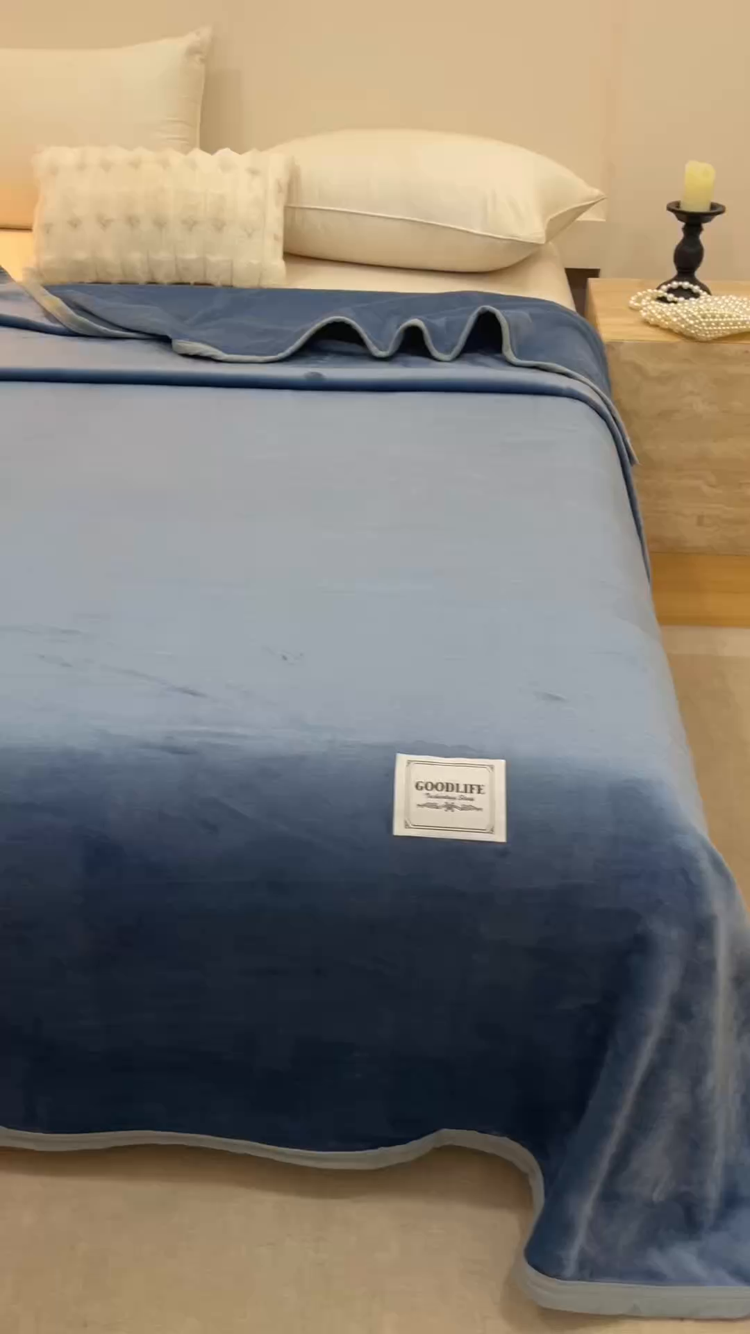 91家纺网 家纺一手货源 找家纺 悦然毛巾被 2025新款300克印花牛奶绒盖毯休闲毯素色毛毯毯子 银灰