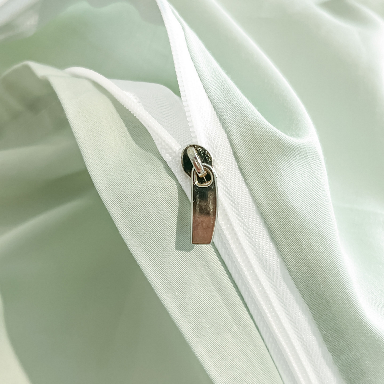 91家纺网 家纺一手货源 找家纺 （总）博纳家纺 2025新款多色色织提花宽边高级简奢款亲肤棉四件套-纸落云烟