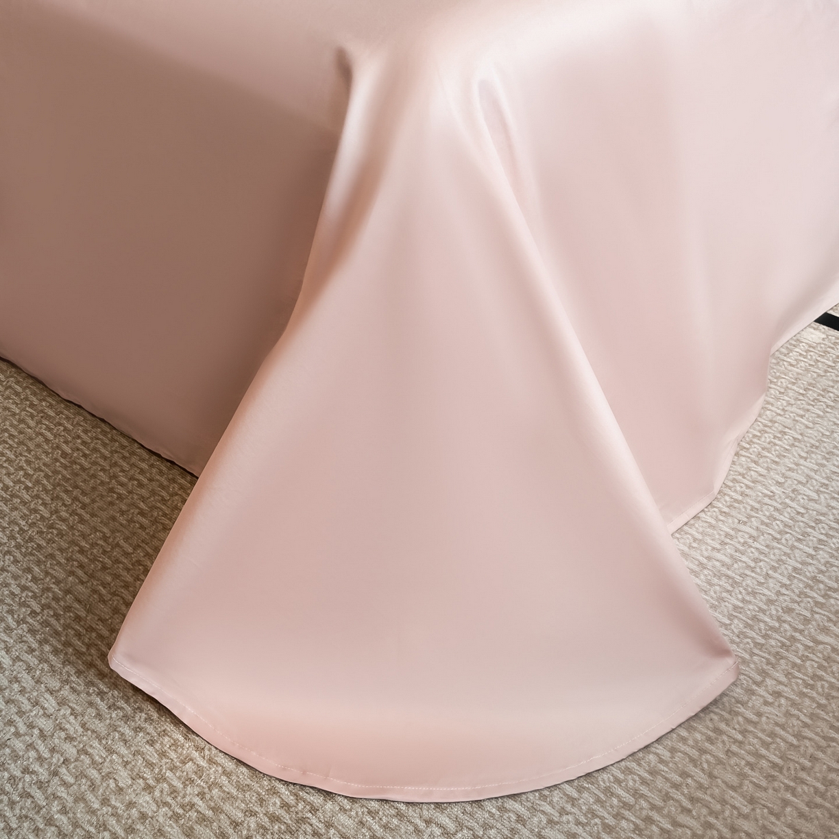 91家纺网 家纺一手货源 找家纺 博纳家纺 2025新款多色色织提花宽边高级简奢款亲肤棉四件套-纸落云烟 纸落云烟-粉玉