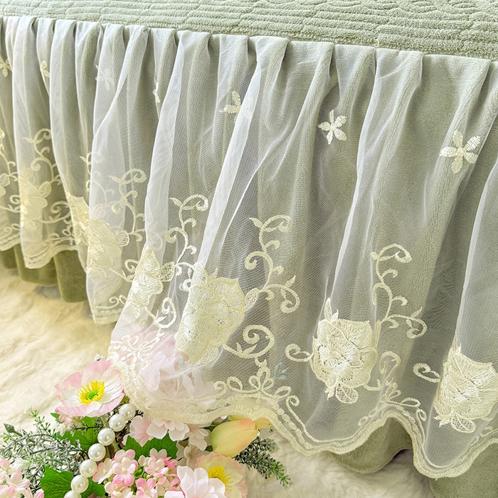 91家纺网 家纺一手货源 找家纺 美达家纺 2025新款牛奶绒纯色夹棉床裙 牛奶绒夹棉床裙-绿