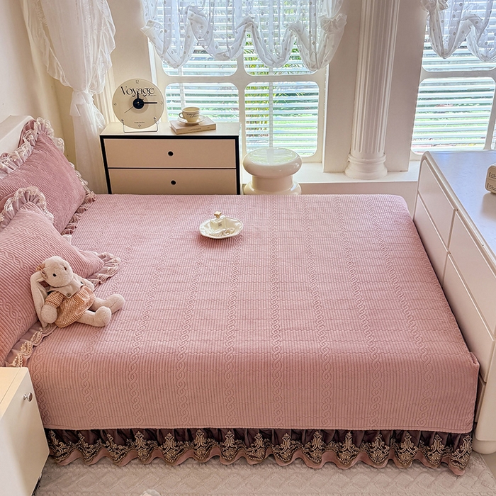 91家纺网 家纺一手货源 找家纺 （总）美达家纺 2025新款牛奶绒纯色夹棉榻榻米（可定制）