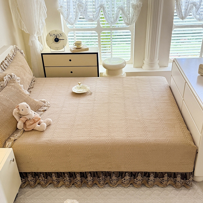 91家纺网 家纺一手货源 找家纺 （总）美达家纺 2025新款牛奶绒纯色夹棉榻榻米（可定制）