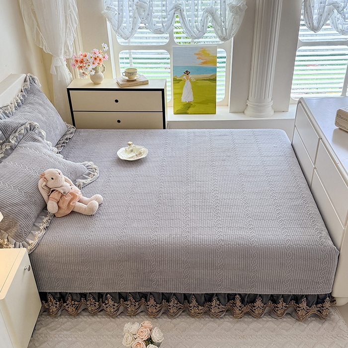 91家纺网 家纺一手货源 找家纺 美达家纺 2025新款牛奶绒纯色夹棉榻榻米 牛奶绒榻榻米-灰