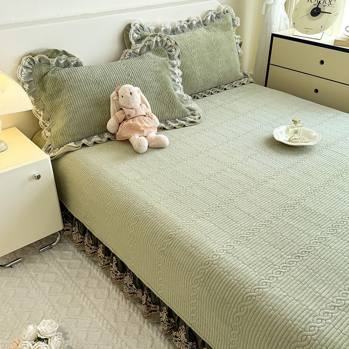 91家纺网 家纺一手货源 找家纺 美达家纺 2025新款牛奶绒纯色夹棉榻榻米 牛奶绒榻榻米-绿