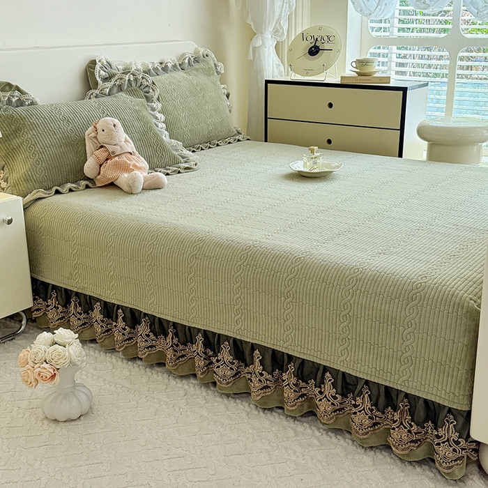 91家纺网 家纺一手货源 找家纺 美达家纺 2025新款牛奶绒纯色夹棉榻榻米 牛奶绒榻榻米-绿