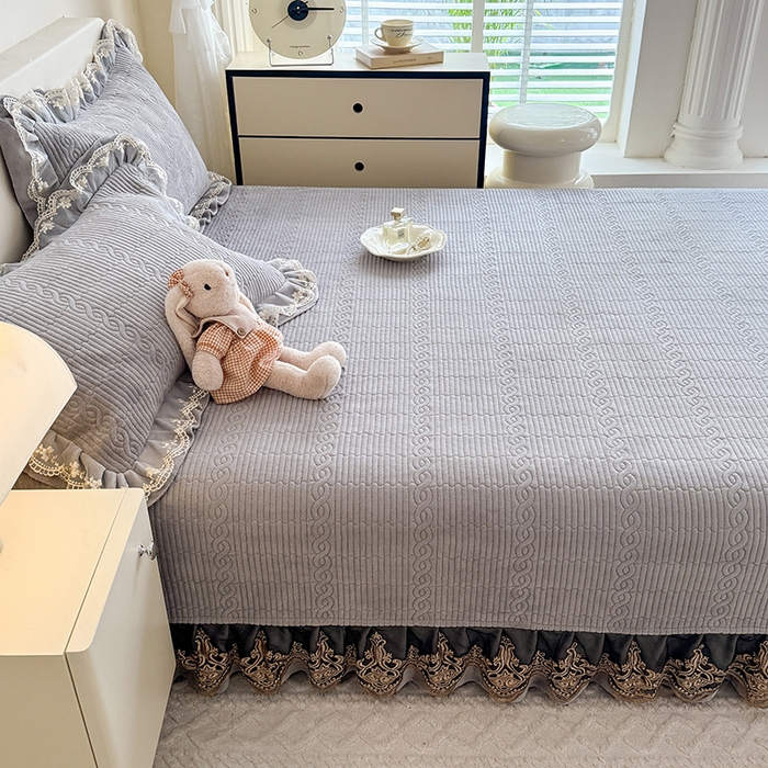 91家纺网 家纺一手货源 找家纺 （总）美达家纺 2025新款牛奶绒纯色夹棉榻榻米（可定制）