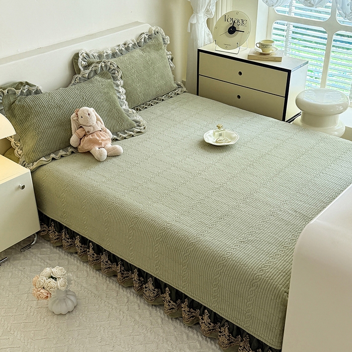 91家纺网 家纺一手货源 找家纺 美达家纺 2025新款牛奶绒纯色夹棉榻榻米 牛奶绒榻榻米-绿