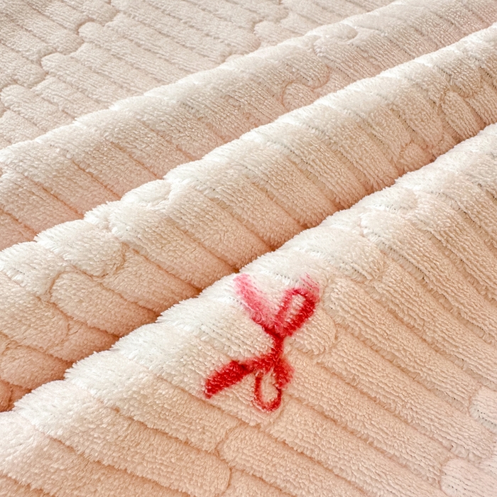 91家纺网 家纺一手货源 找家纺 岚吉家纺 2025新款全棉133*72宝宝绒棉加绒一面纯棉一面牛奶绒双面可用单床盖学生床床垫 床盖单件 豹纹猫咪