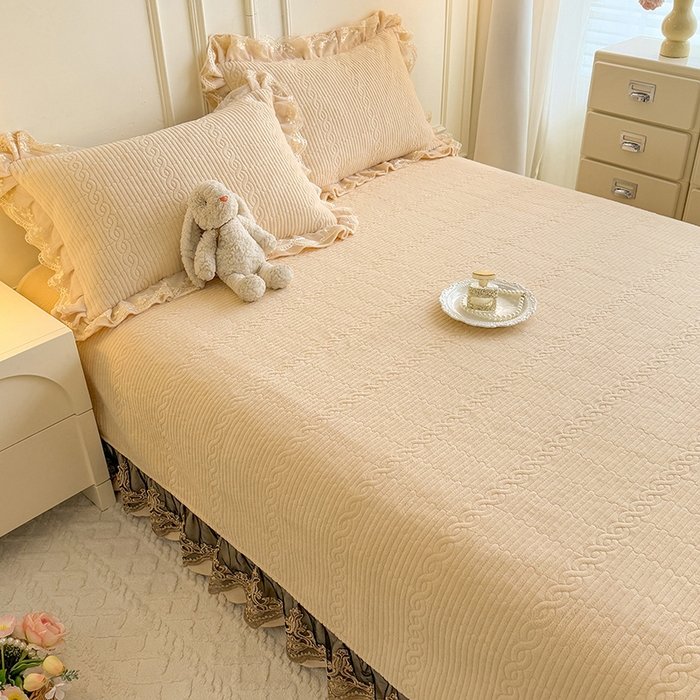 91家纺网 家纺一手货源 找家纺 美达家纺 2025新款牛奶绒纯色夹棉榻榻米 牛奶绒榻榻米-米白