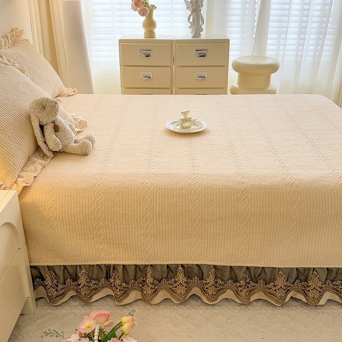 91家纺网 家纺一手货源 找家纺 美达家纺 2025新款牛奶绒纯色夹棉榻榻米 牛奶绒榻榻米-米白