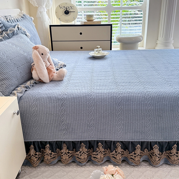 91家纺网 家纺一手货源 找家纺 美达家纺 2025新款牛奶绒纯色夹棉榻榻米 牛奶绒榻榻米-雾蓝