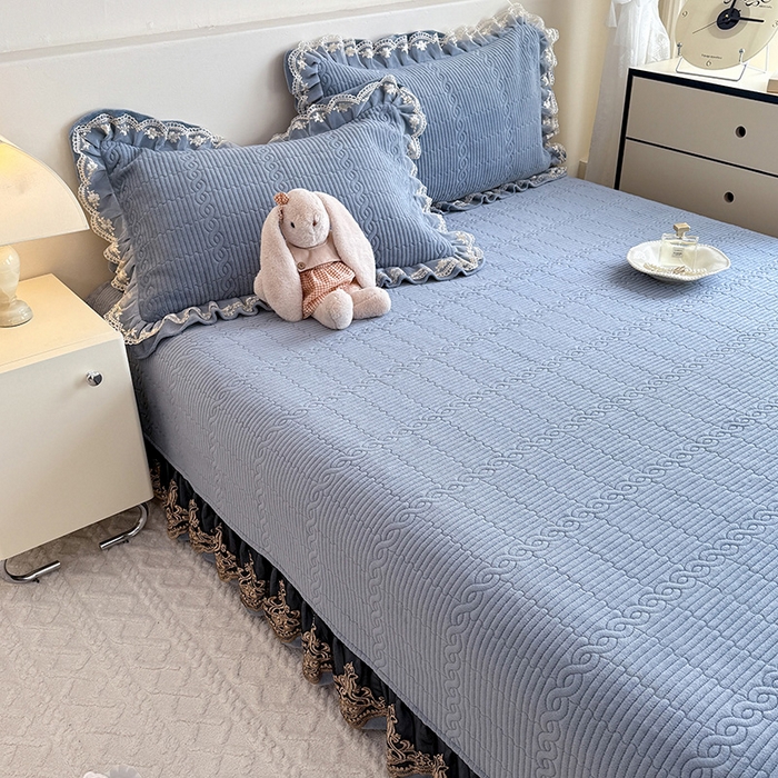 91家纺网 家纺一手货源 找家纺 美达家纺 2025新款牛奶绒纯色夹棉榻榻米 牛奶绒榻榻米-雾蓝