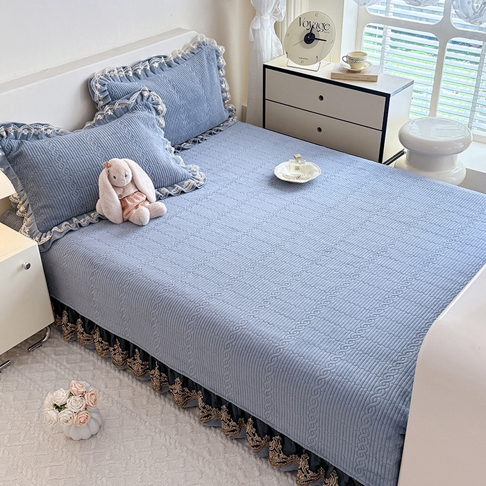 91家纺网 家纺一手货源 找家纺 美达家纺 2025新款牛奶绒纯色夹棉榻榻米 牛奶绒榻榻米-雾蓝