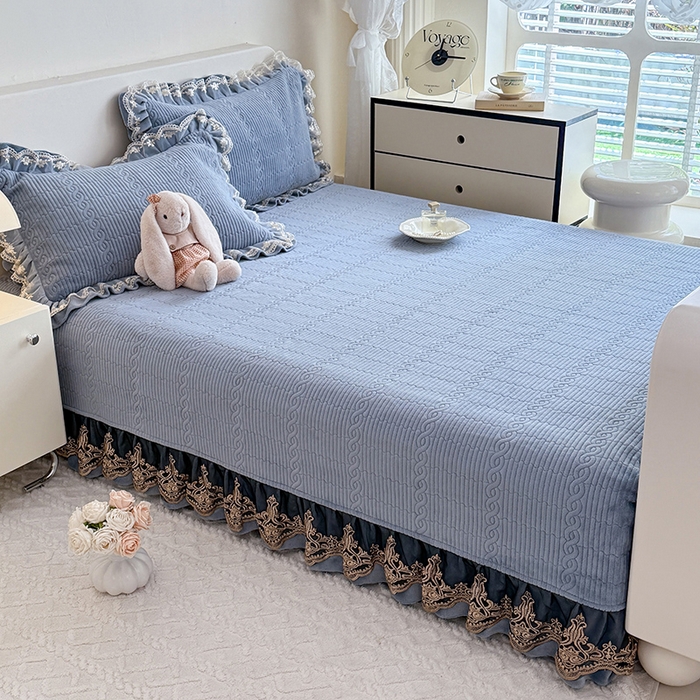 91家纺网 家纺一手货源 找家纺 美达家纺 2025新款牛奶绒纯色夹棉榻榻米 牛奶绒榻榻米-雾蓝