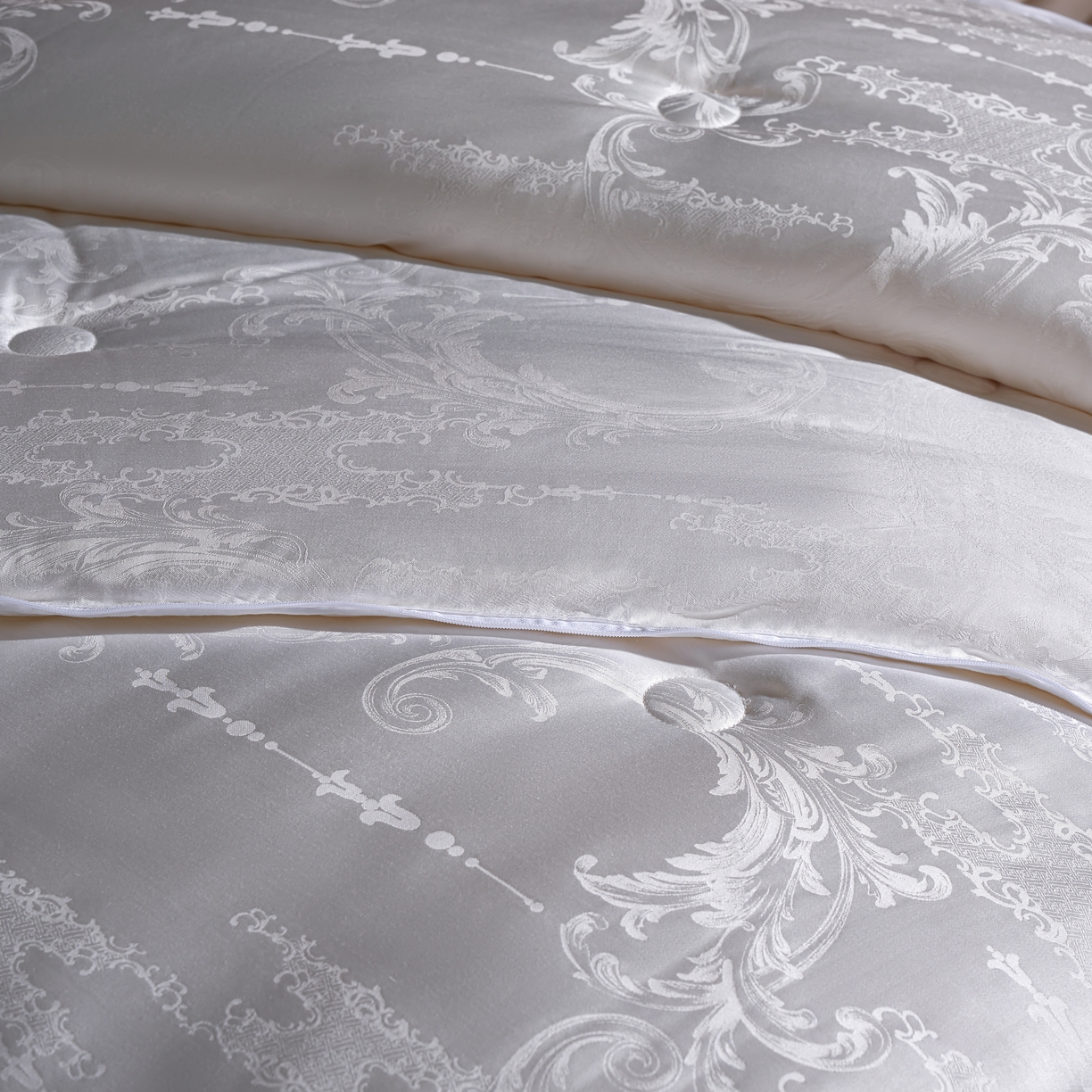 91家纺网 家纺一手货源 找家纺 朴罗 （ 原岚图） 2025新款生物基黄金大豆被二合一子母被立体加厚被芯多功能四季被 珠玉满堂 月光白