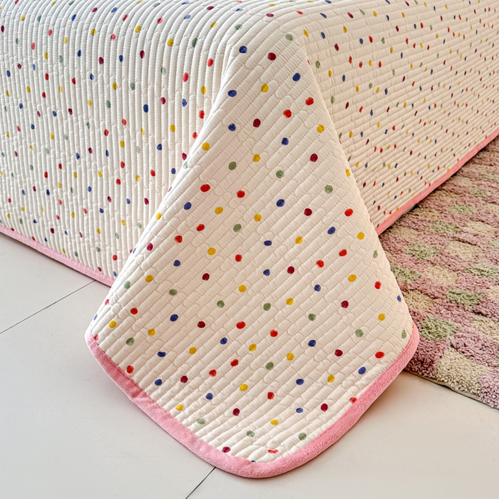 91家纺网 家纺一手货源 找家纺 岚吉家纺 2025新款全棉133*72宝宝绒棉加绒一面纯棉一面牛奶绒双面可用单床盖学生床床垫 床盖单件 奶油波点