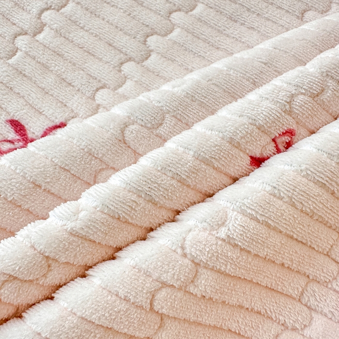 91家纺网 家纺一手货源 找家纺 岚吉家纺 2025新款全棉133*72宝宝绒棉加绒一面纯棉一面牛奶绒双面可用单床盖学生床床垫 床盖单件 奶油波点