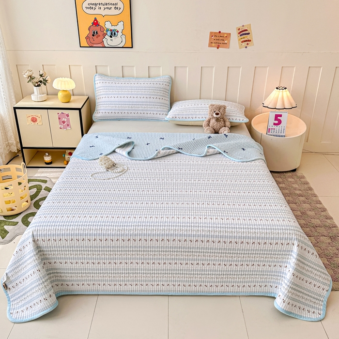 91家纺网 家纺一手货源 找家纺 岚吉家纺 2025新款全棉133*72宝宝绒棉加绒一面纯棉一面牛奶绒双面可用单床盖学生床床垫 床盖单件 樱桃花