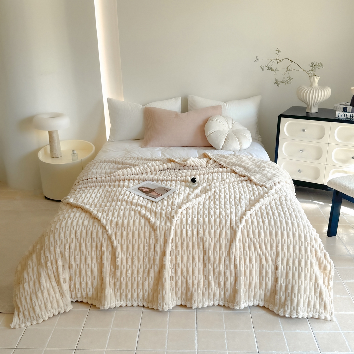 91家纺网 家纺一手货源 找家纺 （总）穆琪 2025新款高克重竹节绒毛毯兔毛绒办公家用多功能毯子