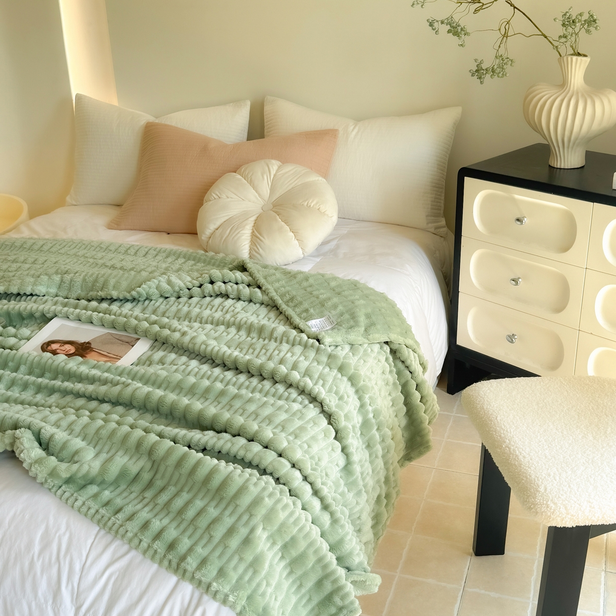 91家纺网 家纺一手货源 找家纺 穆琪 2025新款高克重竹节绒毛毯兔毛绒办公家用多功能毯子 青竹绿