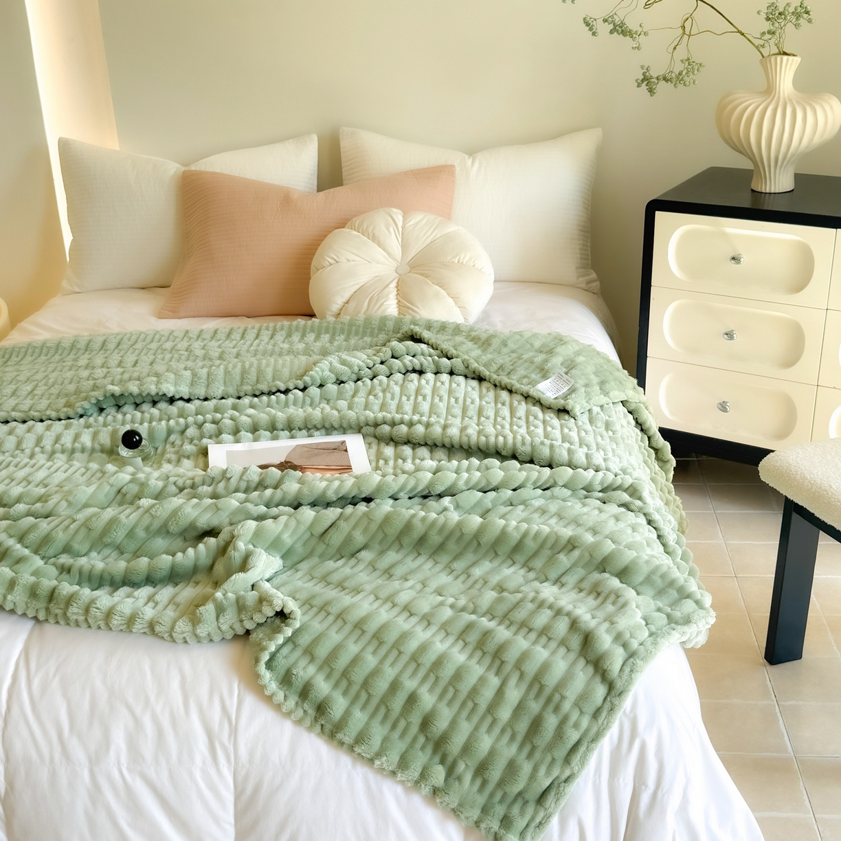 91家纺网 家纺一手货源 找家纺 穆琪 2025新款高克重竹节绒毛毯兔毛绒办公家用多功能毯子 青竹绿