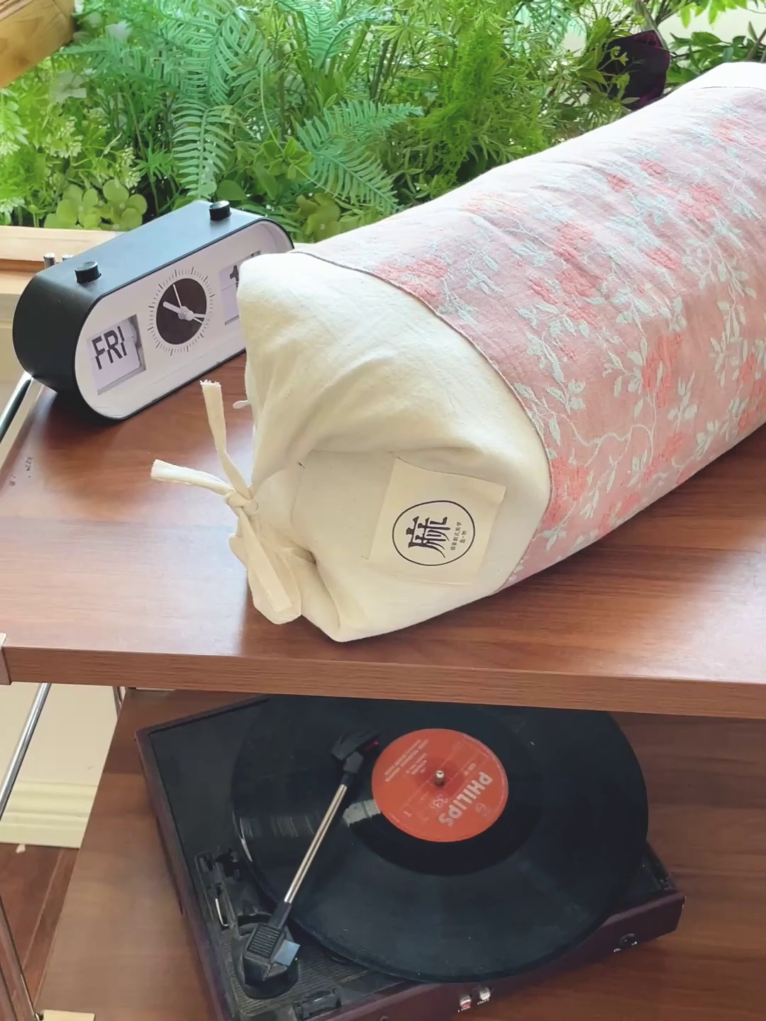 91家纺网 家纺一手货源 找家纺 亦帆枕芯 2025新款全棉纯棉棉麻提花枕头枕芯高低两用调节可拆洗荞麦枕芯加枕套 藤蔓豆沙-棉麻提花高低两用枕