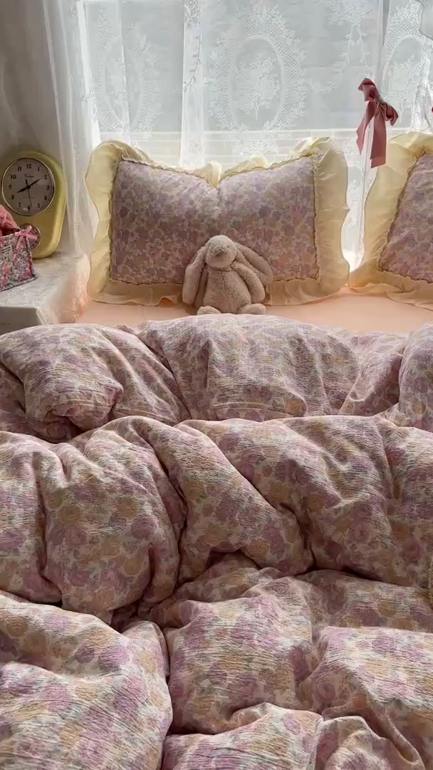 91家纺网 家纺一手货源 找家纺 思诺羽床笠 2025新款开学季法式花边A类双层纱木棉四件套 花漾