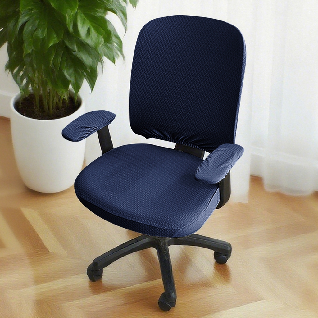 91家纺网 家纺一手货源 找家纺 （总）壹零特色家纺 2025新款斜纹小菱格分体+扶手套组合