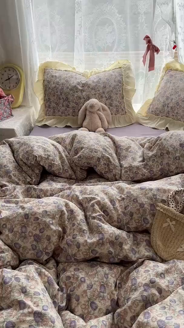 91家纺网 家纺一手货源 找家纺 思诺羽床笠 2025新款开学季法式花边A类双层纱木棉四件套 郁金香