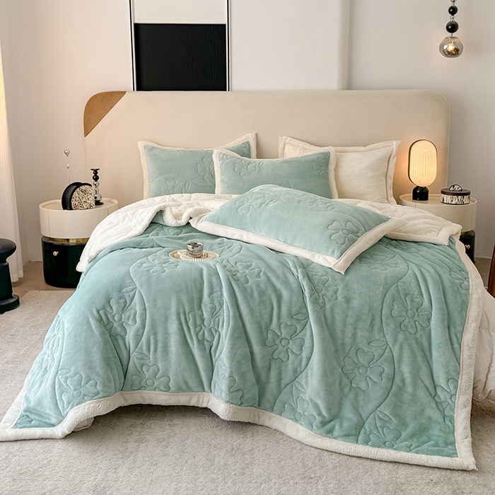 91家纺网 家纺一手货源 找家纺 雅诗帛 2025新款A类加厚加绒婴儿绒北极绒羽丝棉三层夹棉盖毯 薄雾绿【双面绒夹棉】