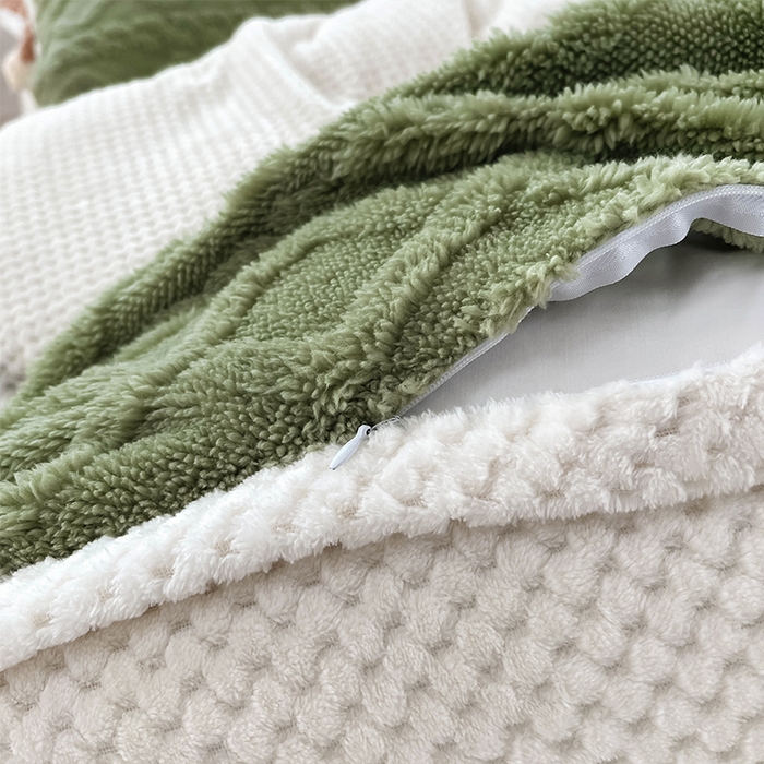 91家纺网 家纺一手货源 找家纺 雅诗帛 冬季加绒四件套云朵绒法莱绒牛奶绒雕花绒水晶绒塔芙绒毛毯学生宿舍保暖加绒加厚珊瑚绒双面绒 茶绿