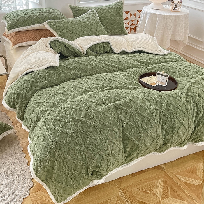 91家纺网 家纺一手货源 找家纺 雅诗帛 冬季加绒四件套云朵绒法莱绒牛奶绒雕花绒水晶绒塔芙绒毛毯学生宿舍保暖加绒加厚珊瑚绒双面绒 茶绿