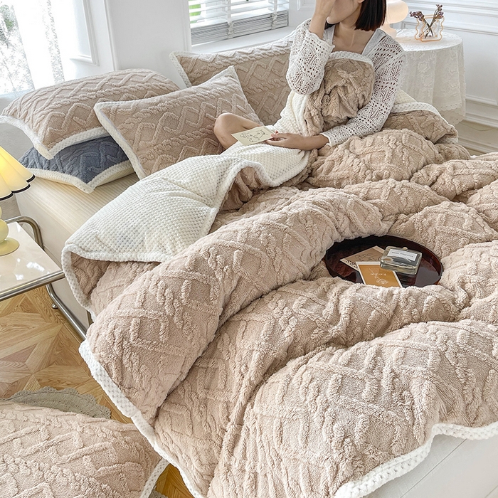 91家纺网 家纺一手货源 找家纺 雅诗帛 冬季加绒四件套云朵绒法莱绒牛奶绒雕花绒水晶绒塔芙绒毛毯学生宿舍保暖加绒加厚珊瑚绒双面绒 奶咖