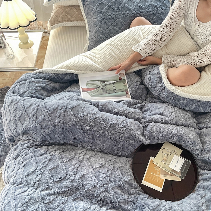 91家纺网 家纺一手货源 找家纺 雅诗帛 冬季加绒四件套云朵绒法莱绒牛奶绒雕花绒水晶绒塔芙绒毛毯学生宿舍保暖加绒加厚珊瑚绒双面绒 雾兰