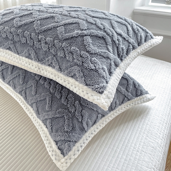 91家纺网 家纺一手货源 找家纺 雅诗帛 冬季加绒四件套云朵绒法莱绒牛奶绒雕花绒水晶绒塔芙绒毛毯学生宿舍保暖加绒加厚珊瑚绒双面绒 雾兰